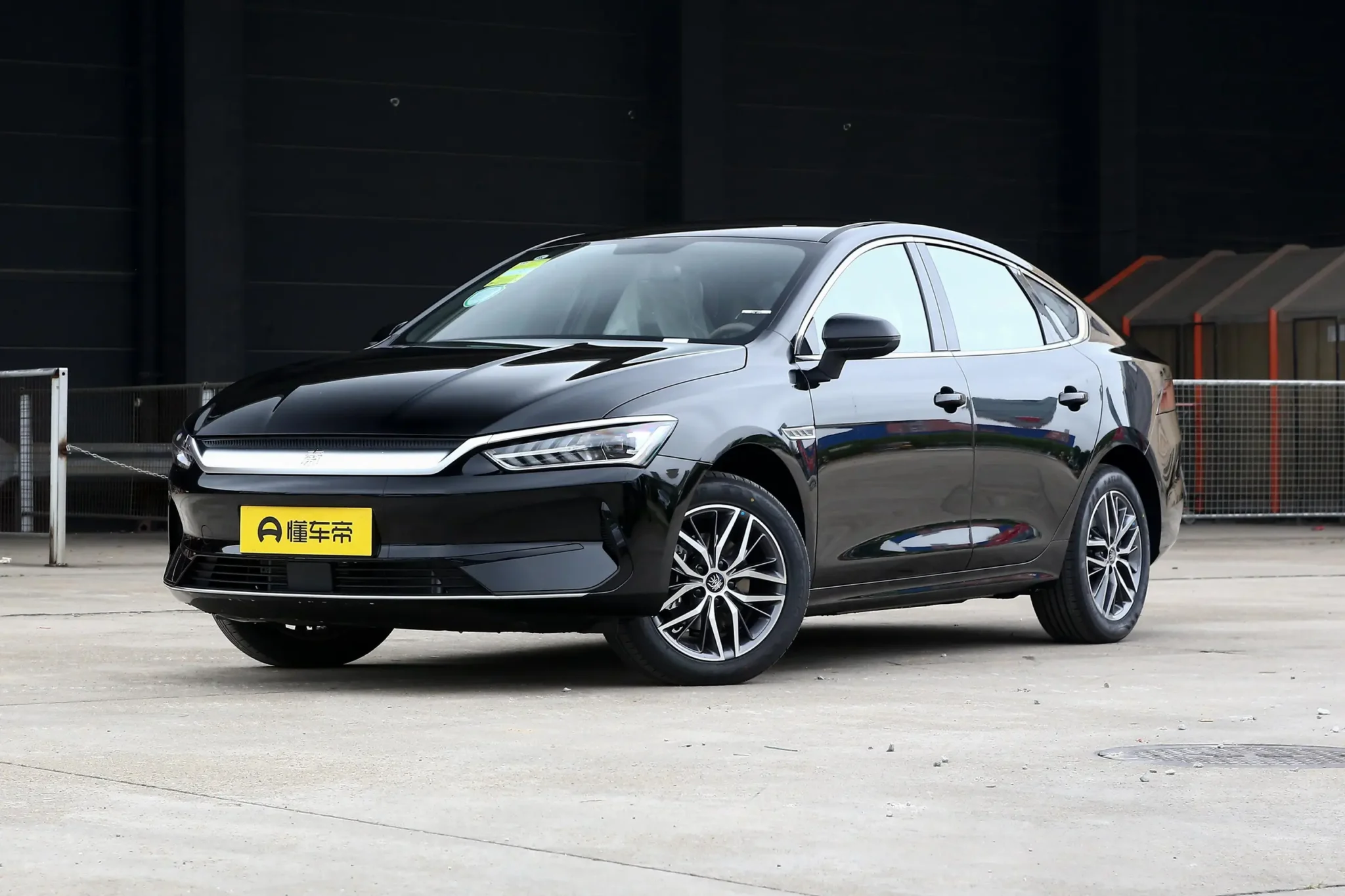  Qin Plus EV