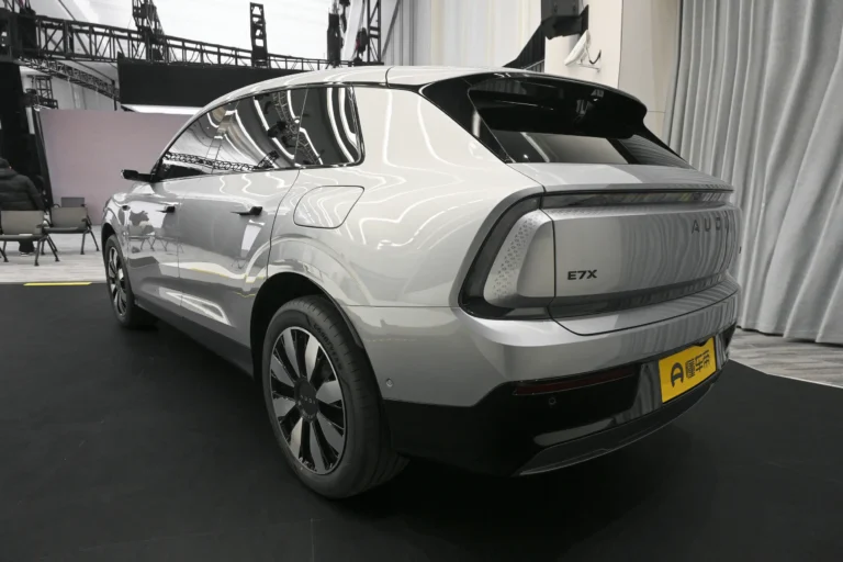  Audi E7X