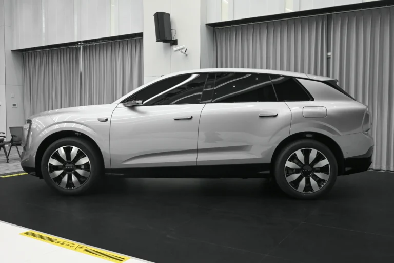  Audi E7X