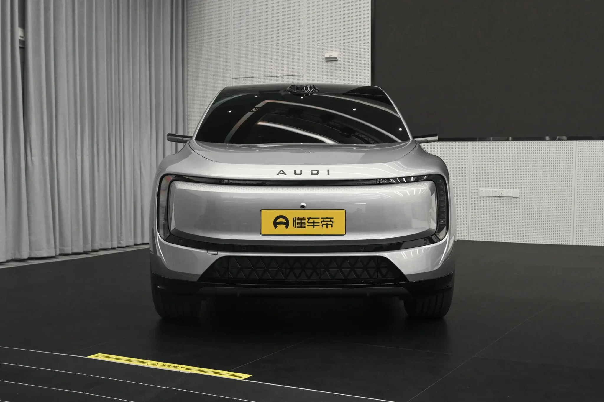  Audi E7X