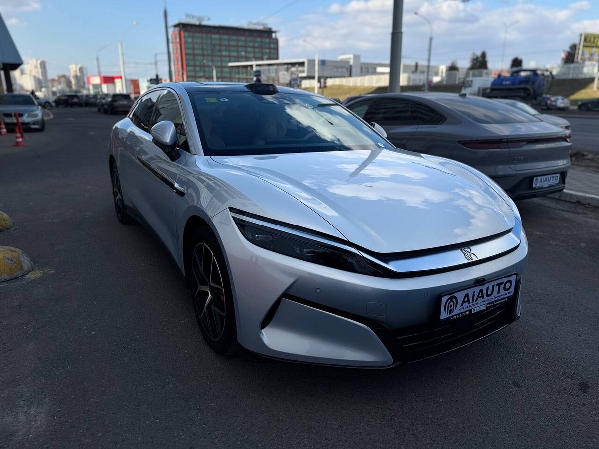 byd-han-l-new-nalichie-22