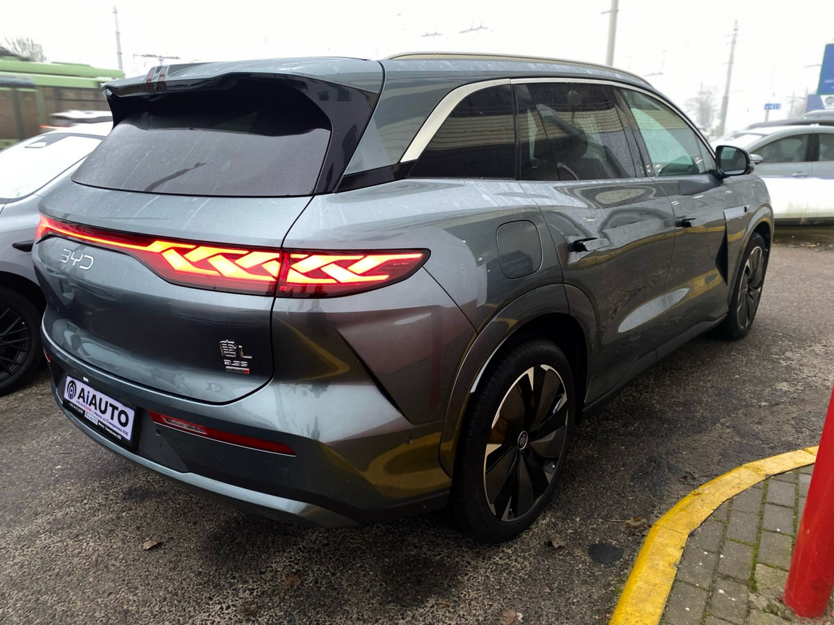 byd-tang-l-new-nalichie-28