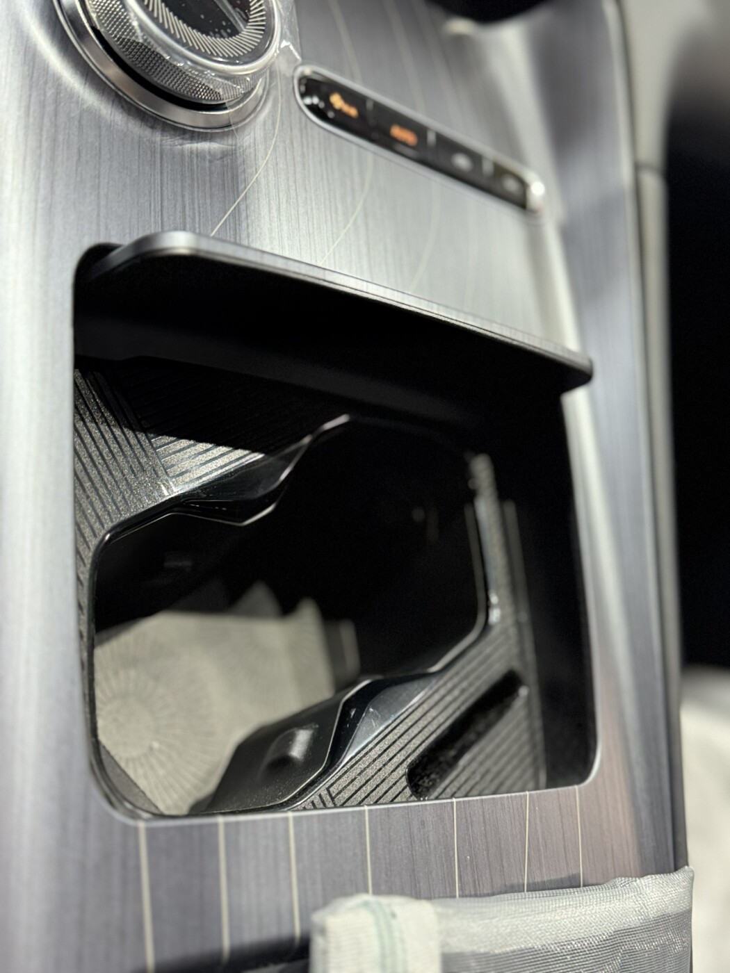 geely-galaxy-e5-new-nalichie-10
