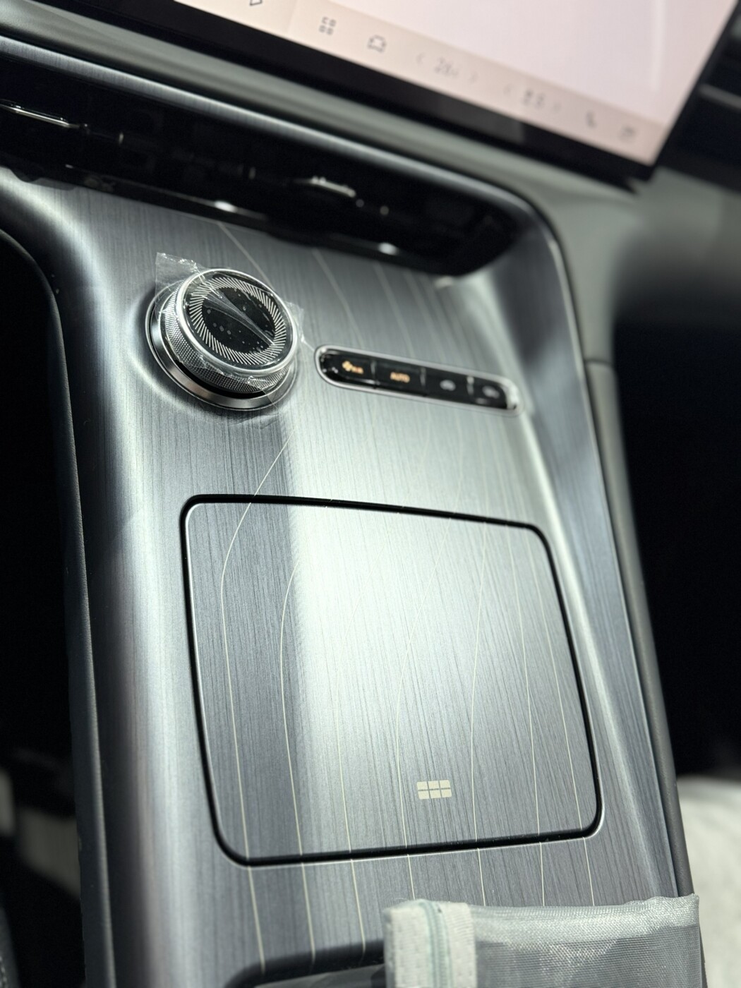 geely-galaxy-e5-new-nalichie-16