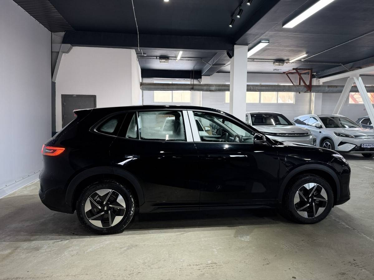 geely-galaxy-e5-new-nalichie-20
