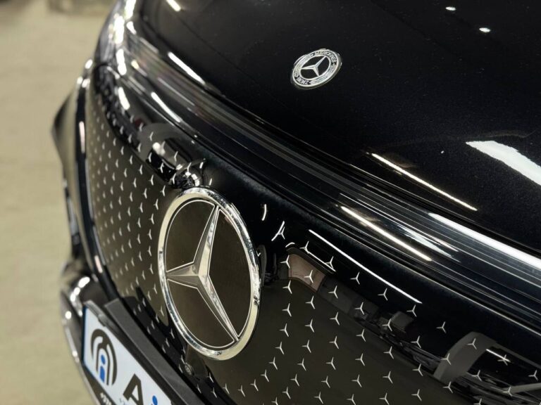  EQE SUV