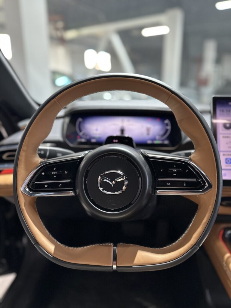  Mazda EZ-6