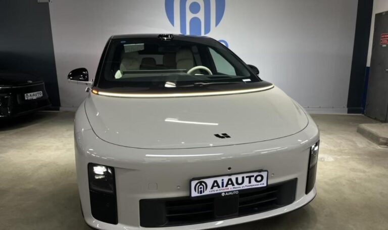  Li Auto i6
