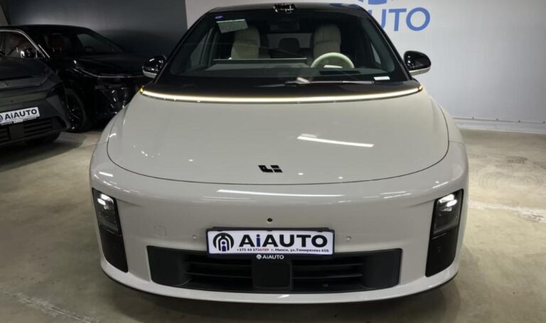  Li Auto i6