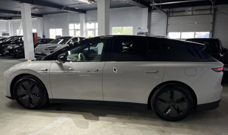  Li Auto i6