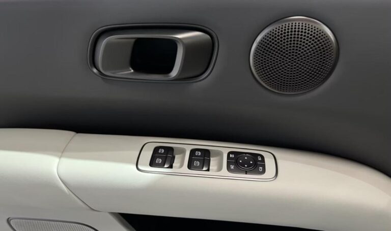  Li Auto i6