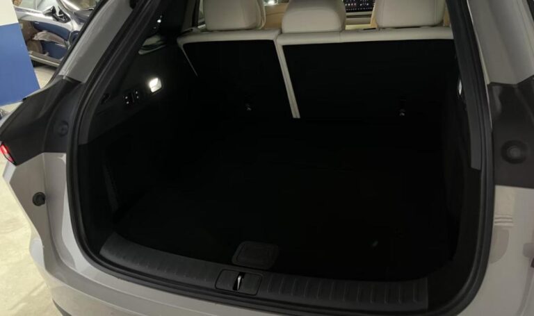  Li Auto i6